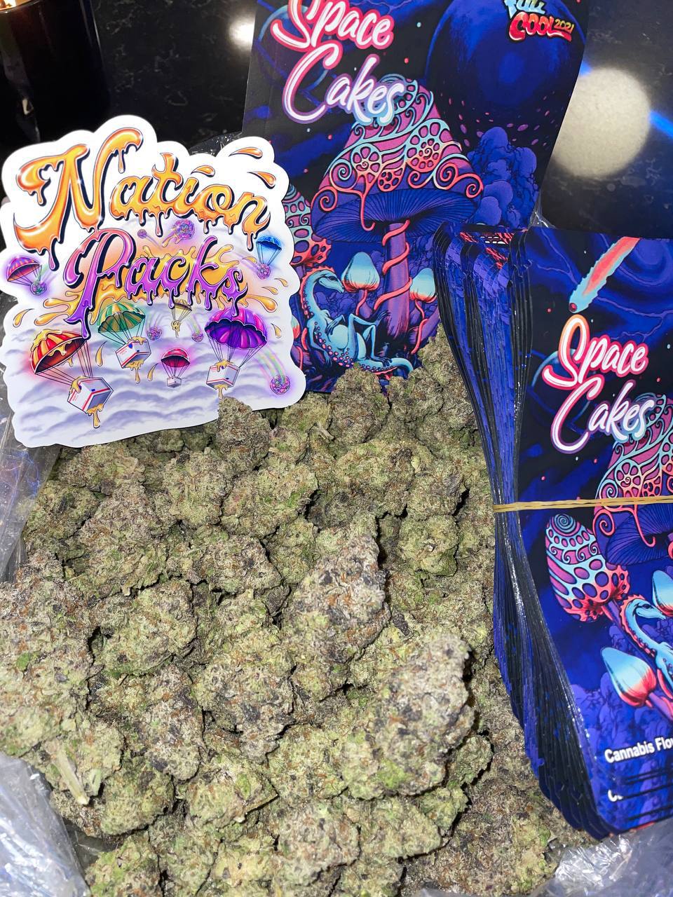 Space cake  (Bags included)